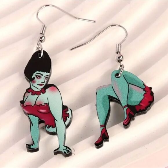 Hand Crafted Jewelry - Fun Halloween dangle earrings